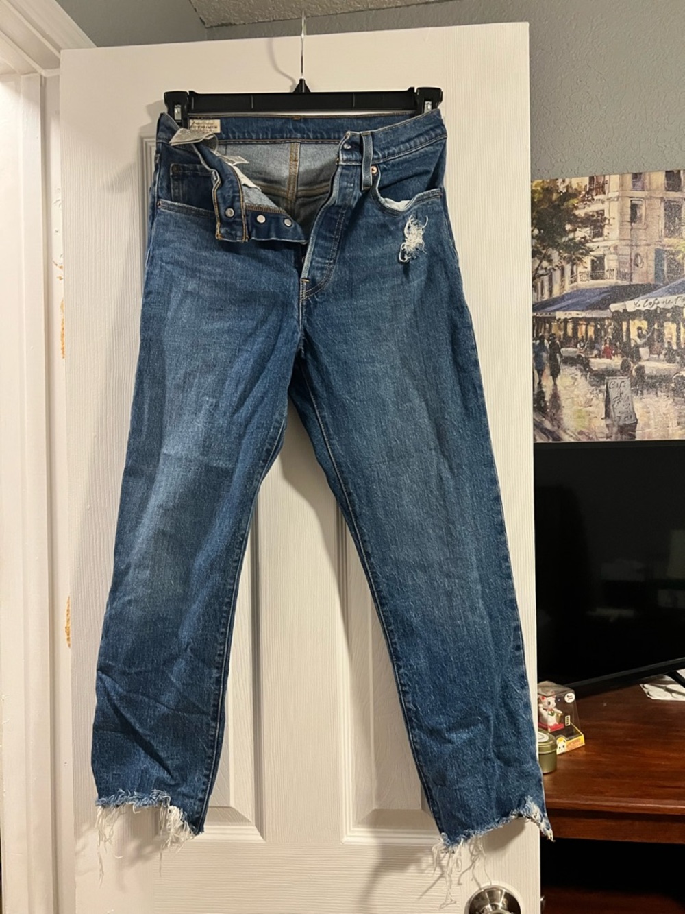 Levi's Women's Distressed Cropped Blue Jeans